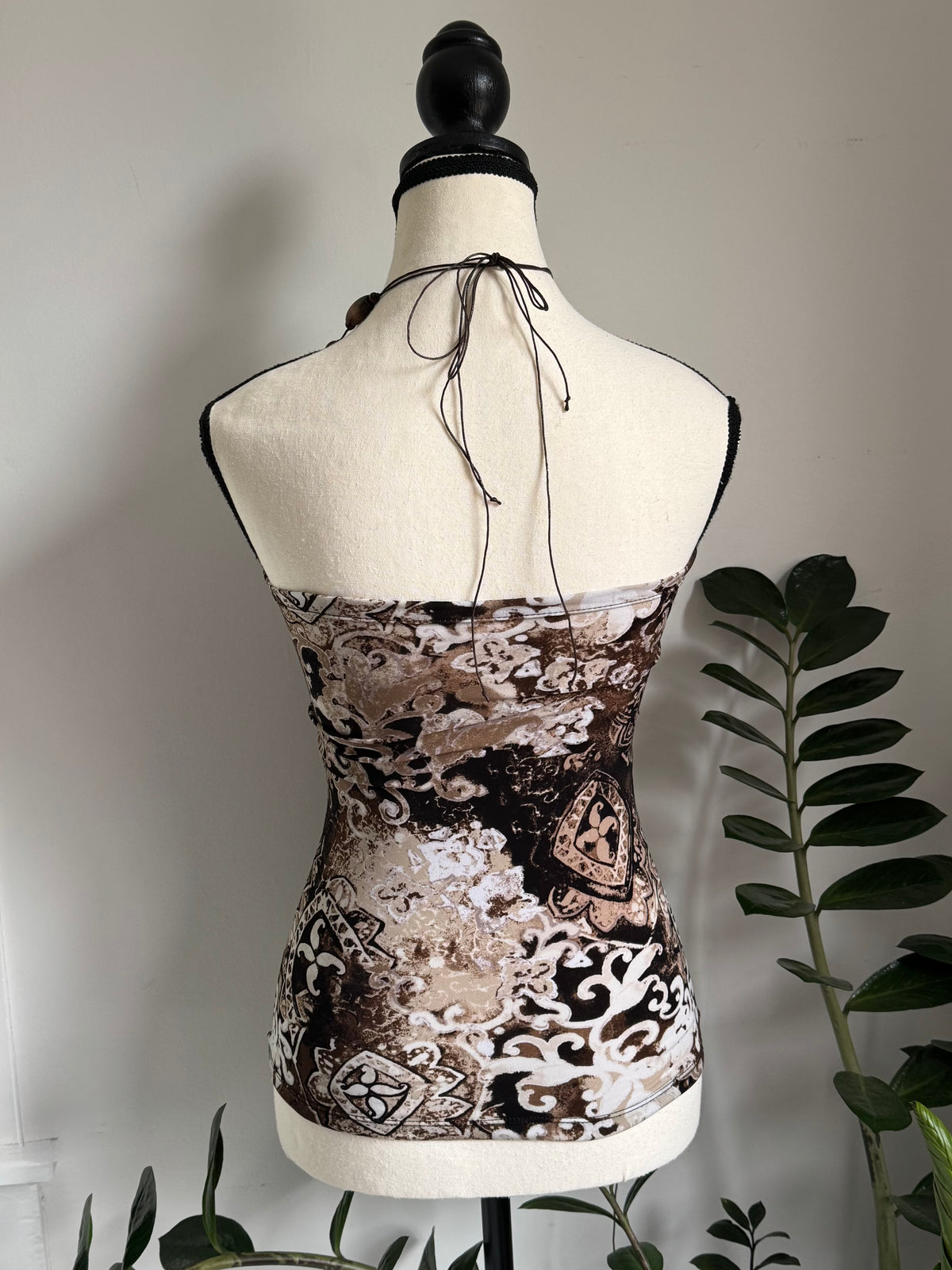 Breeze in Brown